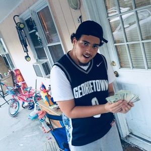 Meet your Posher, Elijah